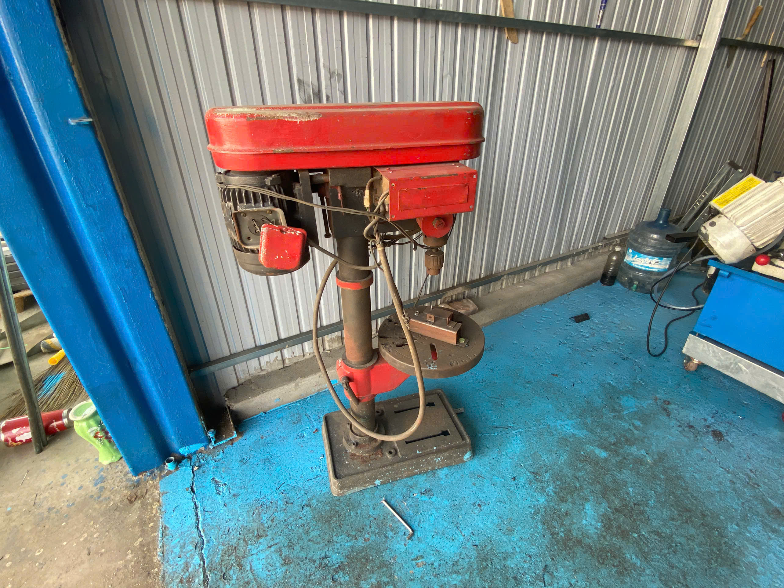 Drilling machine 2.jpg